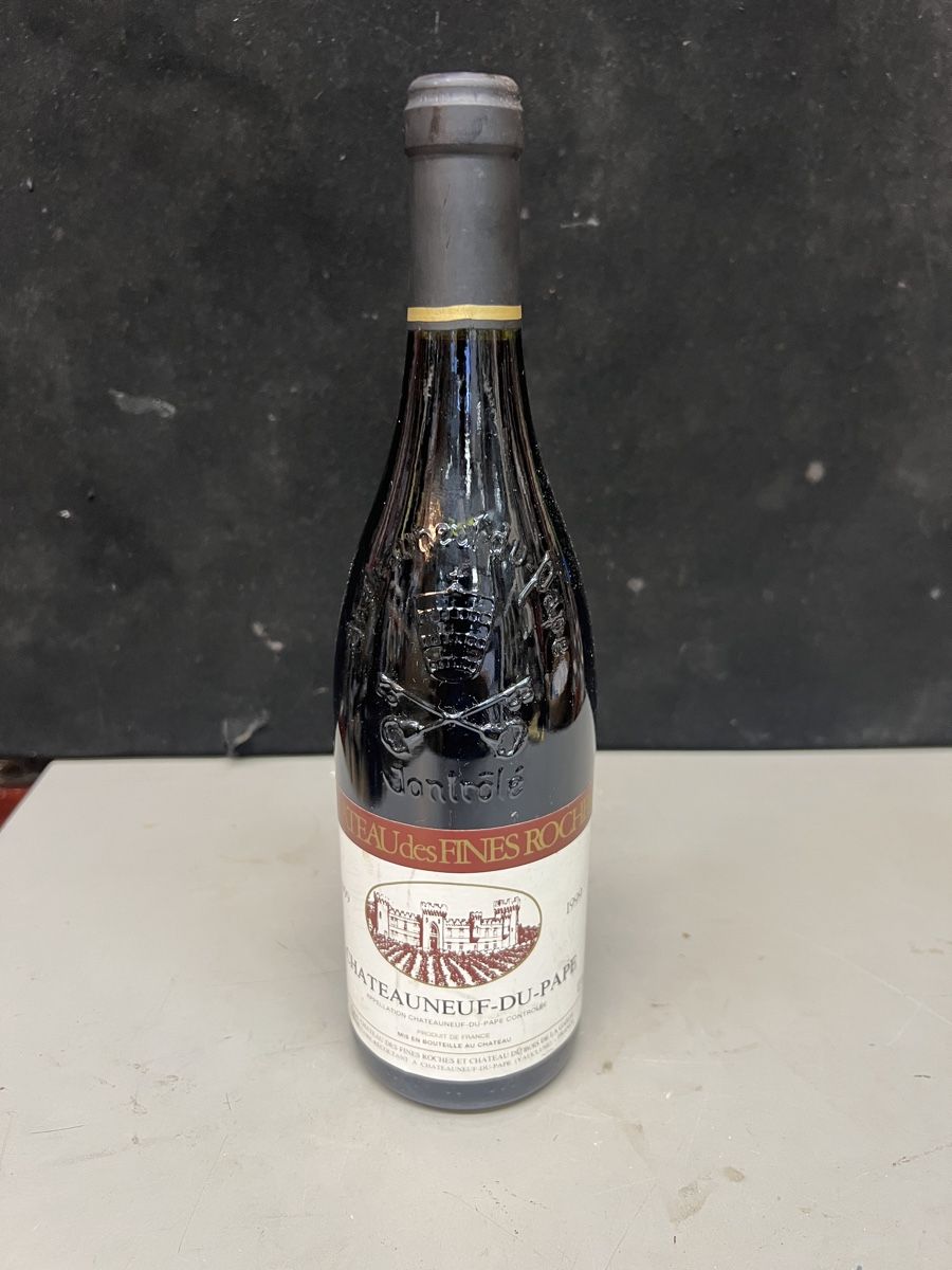 Vino: CHATEAUNEUF-DU-PAPE 1999 – Nuovo (secondo la descrizione) da Genève venduto da Leboucheoreilles