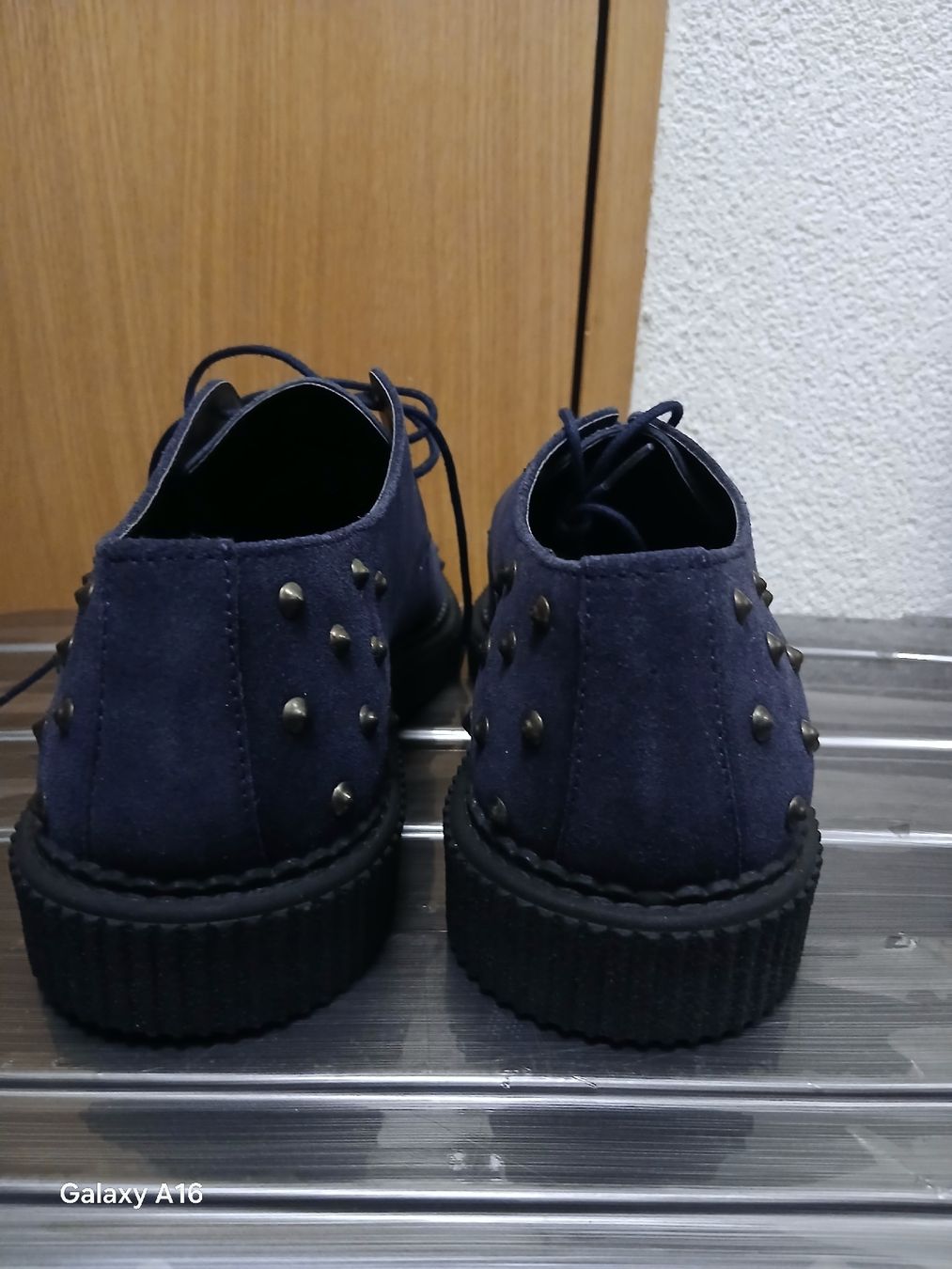 Scarpe da uomo: Chaussures en daim neuves – Nuovo e nell'imballaggio originale da Genève venduto da Martinbng 2