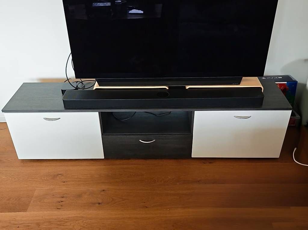 Mobili TV: Gratis abzugeben - Stylisches Sideboard – Usato da Bischofszell venduto da van_ii93