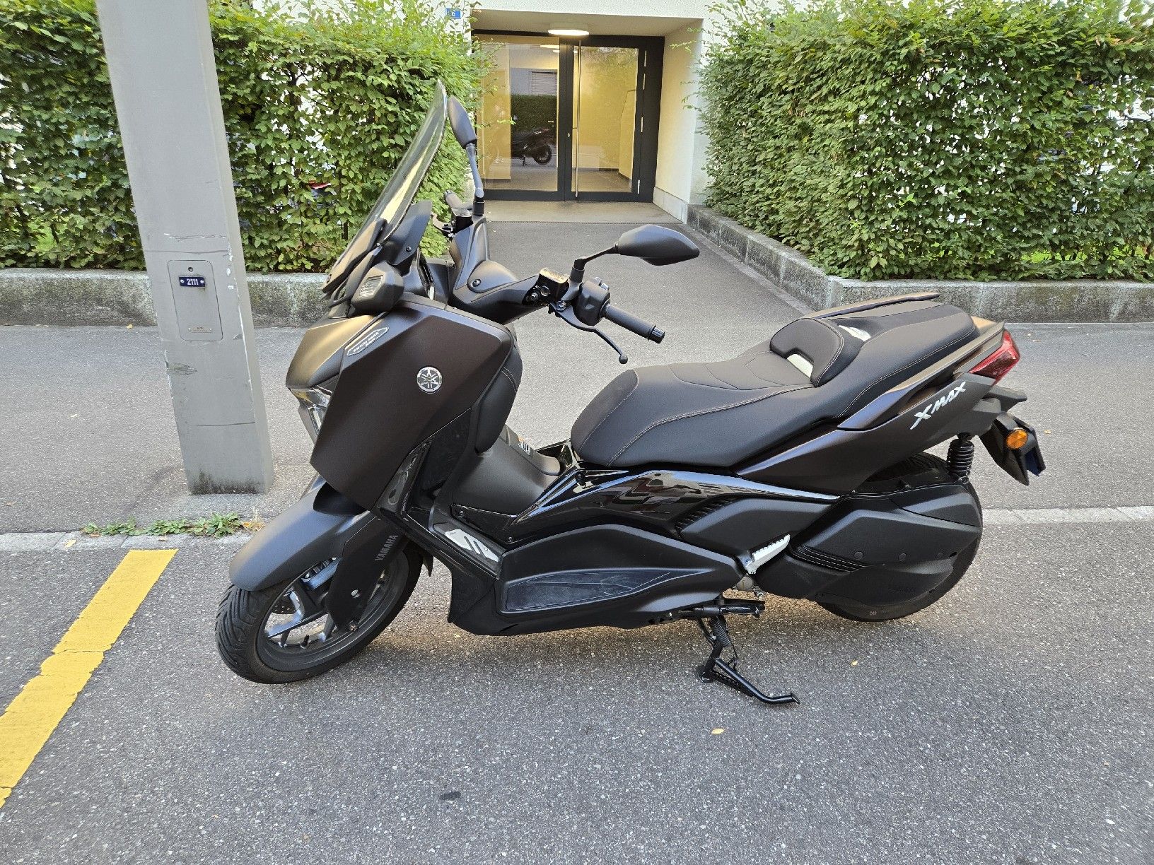 Yamaha Scooters: Yamaha Xmax Techmax 300 – Neu (gemäss Beschreibung) aus Dietikon von glu_7dtl 3