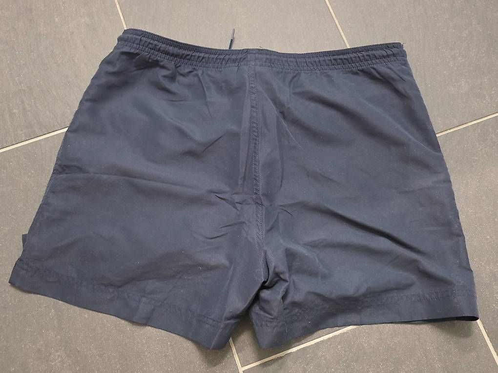 Pantaloni: Puma kurze Hose dunkelblau, Grösse L – Usato da Urtenen-Schönbühl venduto da sandrabern01 2