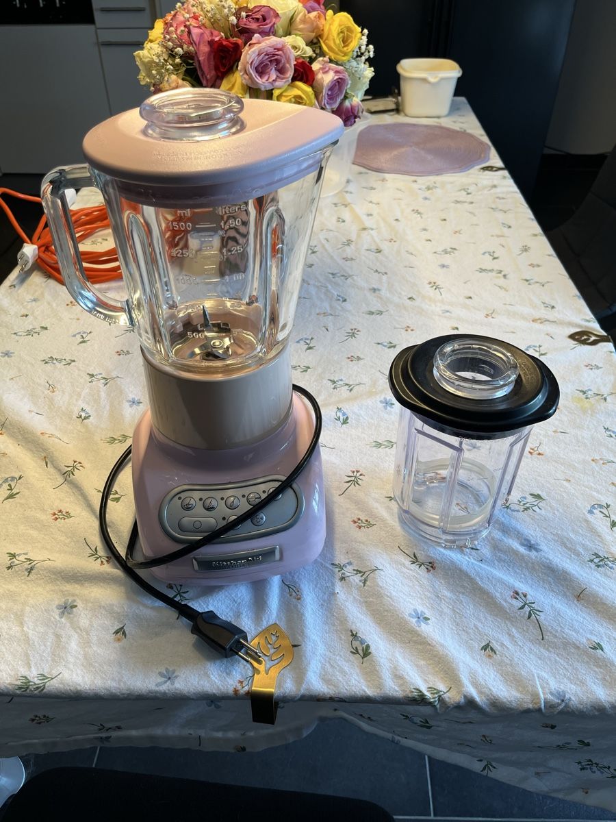 Kitchenaid Küchengeräte: KitchenAid Blender Rose  – Gebraucht aus Aproz (Nendaz) von Cheers_and_Woof