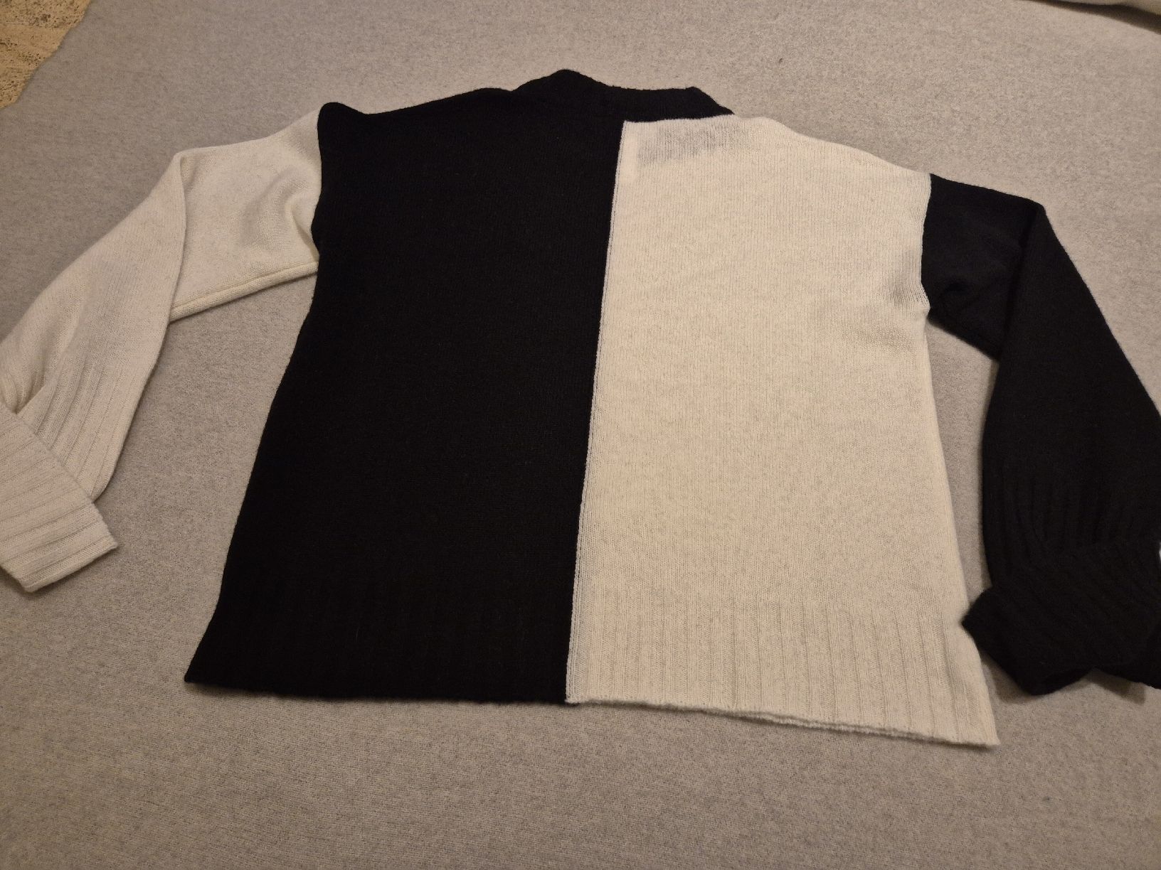 Maglioni & Felpe: Maison L'Essent Wollpullover, Grösse L, neu! – Nuovo (secondo la descrizione) da Herrliberg venduto da SELENONAUTKA 1