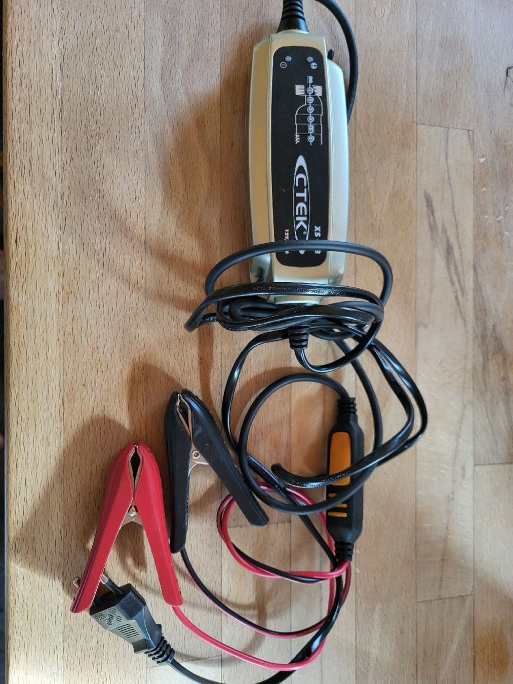 Caricabatterie: Batterieladegerät CTEK XS 0.8 – Usato da Mollis venduto da reiver