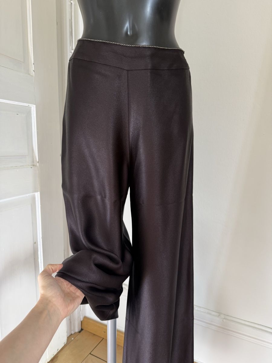 Chanel Pantaloni: Luxurious CHANEL Satin Marlene pants FR38 – Nuovo (secondo la descrizione) da Baden venduto da agora_newgeneration 4
