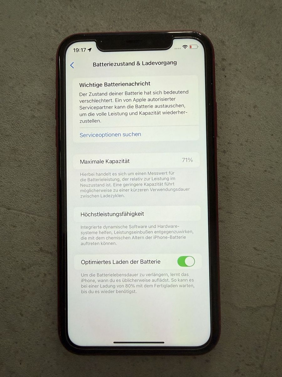 Apple Telefoni cellulari / Smartphones: iPhone 11, 64 Gb – Usato da Olten venduto da _Dimi_ 2