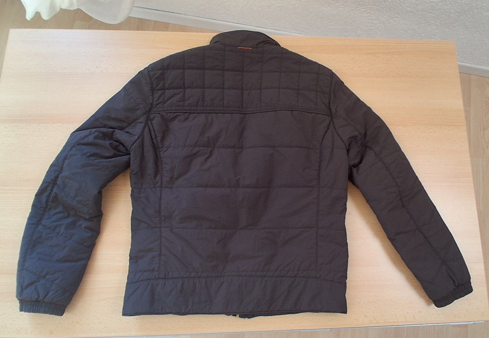 Hugo Boss Giacche: Herrenjacke Hugo Boss – Usato da Gretzenbach venduto da joa_bc77 1