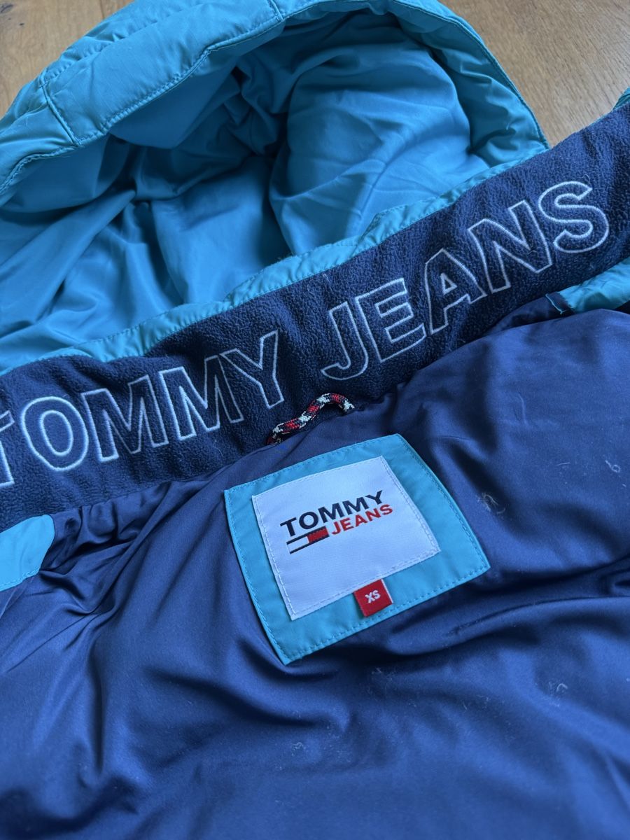 Tommy Hilfiger Gilet & Giacche: Gilet Thommy Hilfiget – Usato da Saas im Prättigau venduto da Holliwood 3