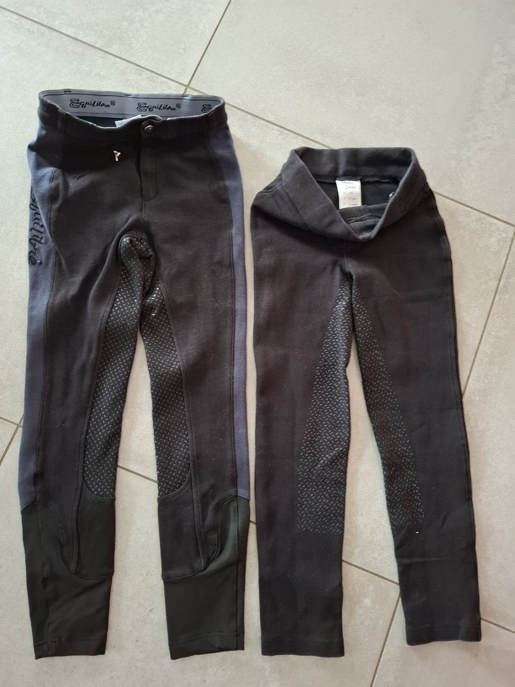Felix Bühler Pantaloni: 2 pantalons equilibre, équitation 152 – Usato da Tramelan venduto da yok-yok