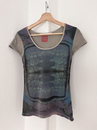 T-Shirt Print NILE atelier XS 100% Cotton good condition