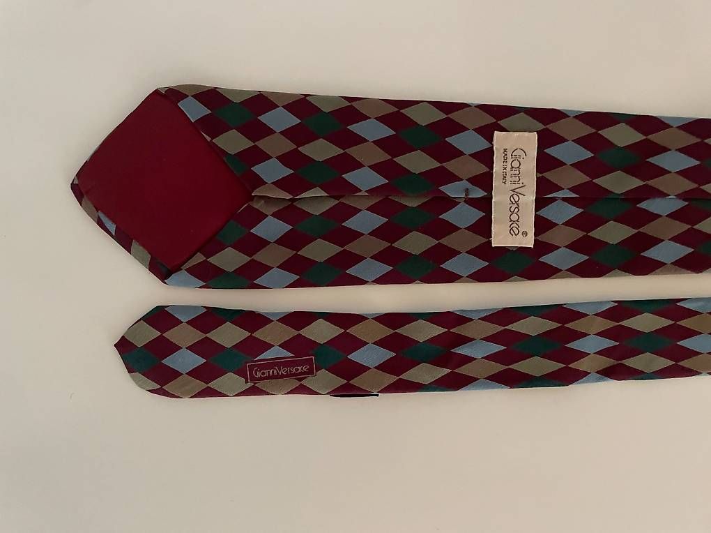 Cravates: Gianni Versace Krawatte – D'occasion à Häfelfingen par JeremiasR 1
