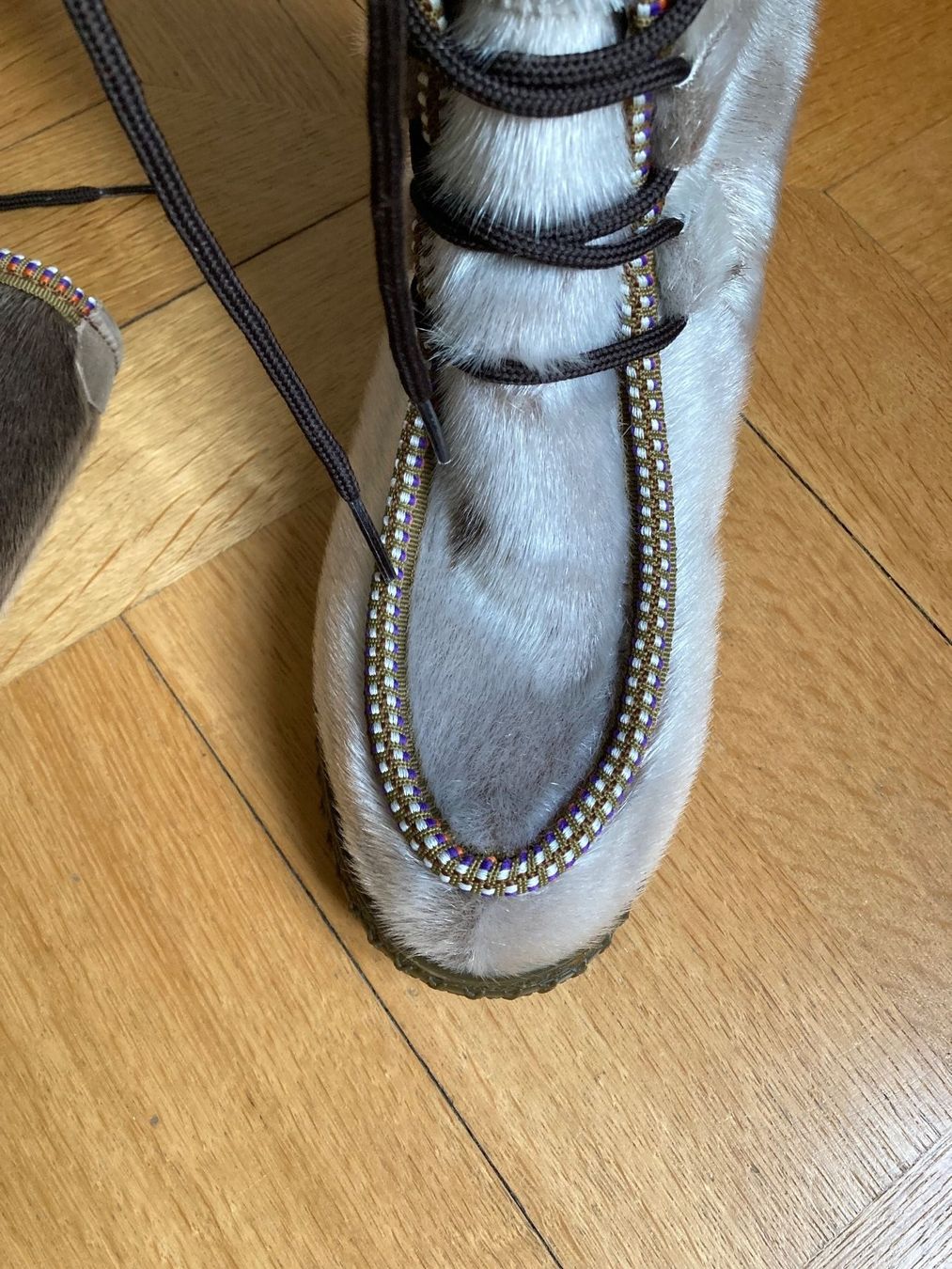 Scarpe da donna: H:CE LUXUS WINTERSTIEFEL, SEEHUNDFELL, GR.41, NEU, EIN TRAUM – Nuovo e nell'imballaggio originale da Zürich venduto da elegantissima 2