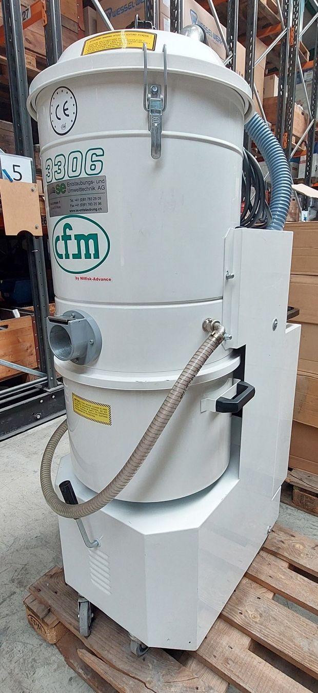 Aspirapolveri & Accessori: Industriesauger CFM 3306 – Usato da Weite venduto da SEWEITE76