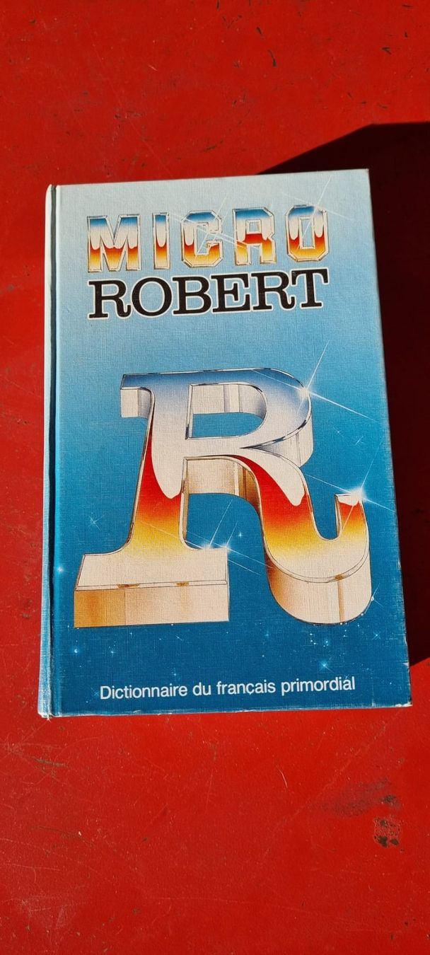 Libri: micro Robert - dictionnaire du français primordial – Usato da Spiegel b. Bern venduto da sus_xj97