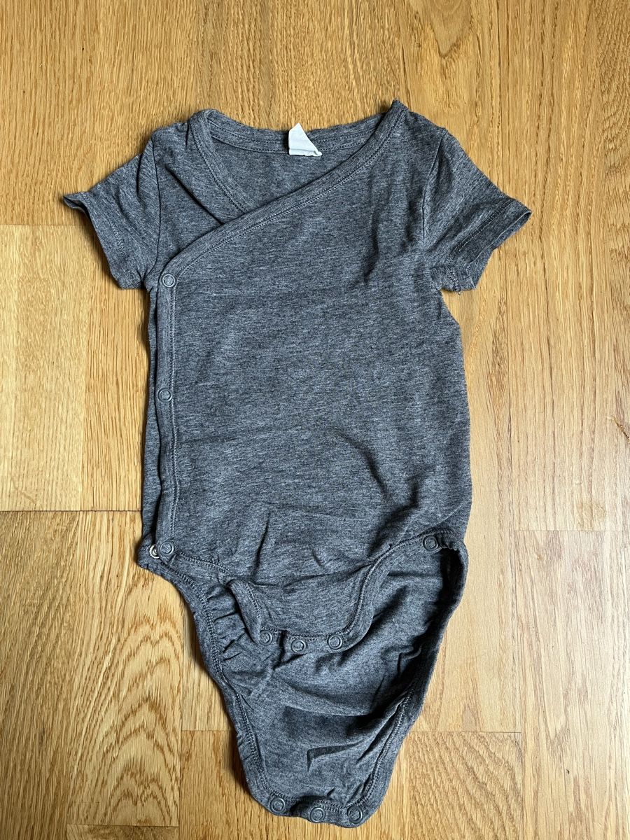 H&M Biancheria intima: Wickel-Body H&M grau Grösse 74  – Usato da Bern venduto da farfalla22