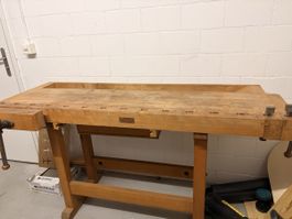Holzwerkbank mit Schraubstock gebraucht