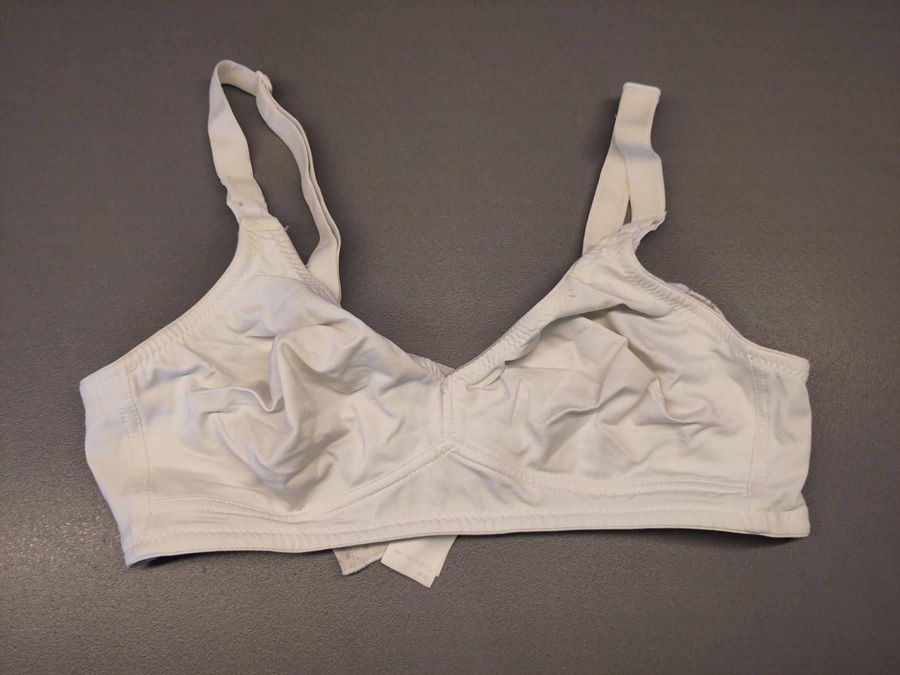 Altra biancheria intima: Still-BH, Grösse 80B – Usato da Bazenheid venduto da Seraina77