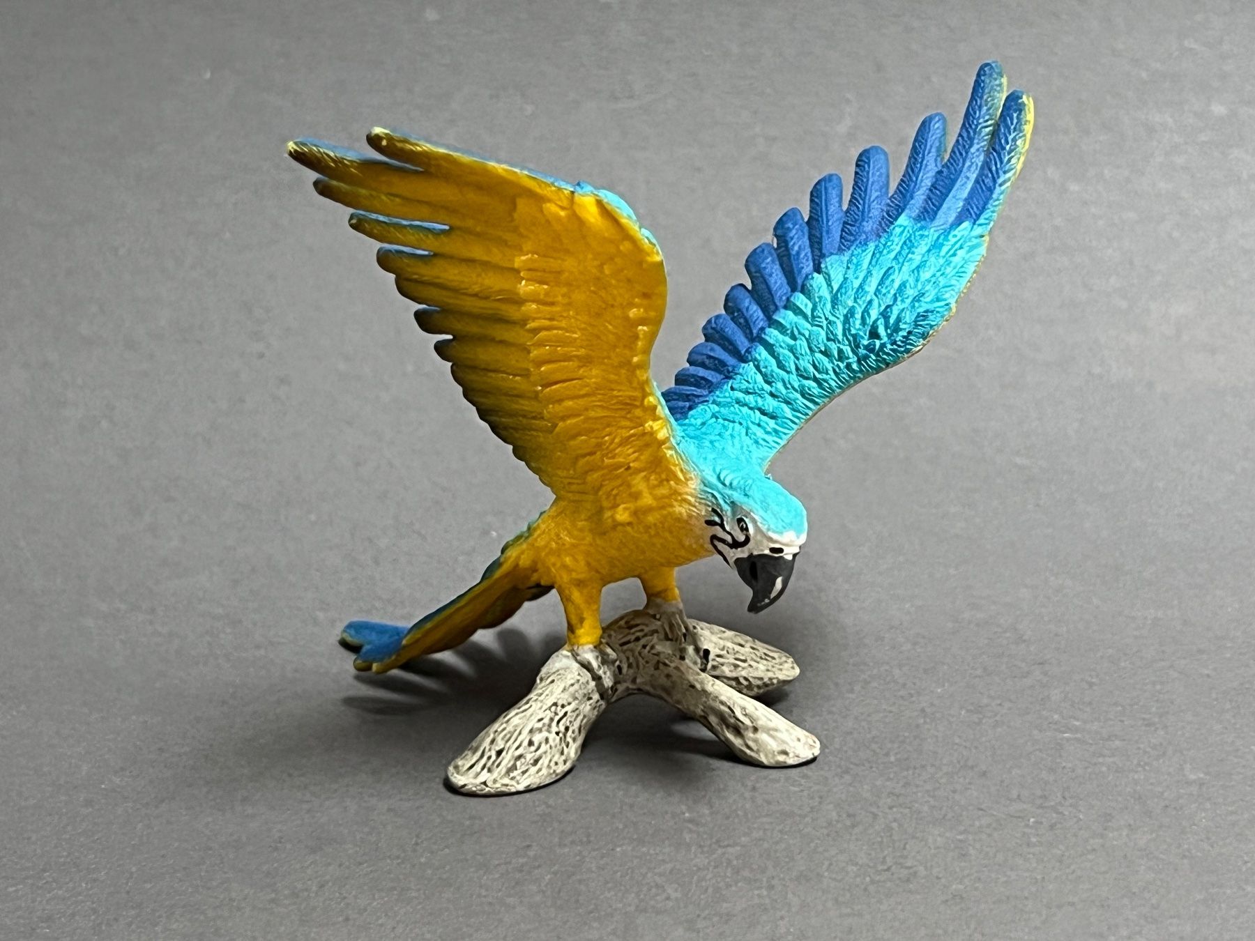Schleich Statuette: Schleich Ara Papagei 14690 Gelbbrust-Ara – Usato da Ennetbaden venduto da mapa05
