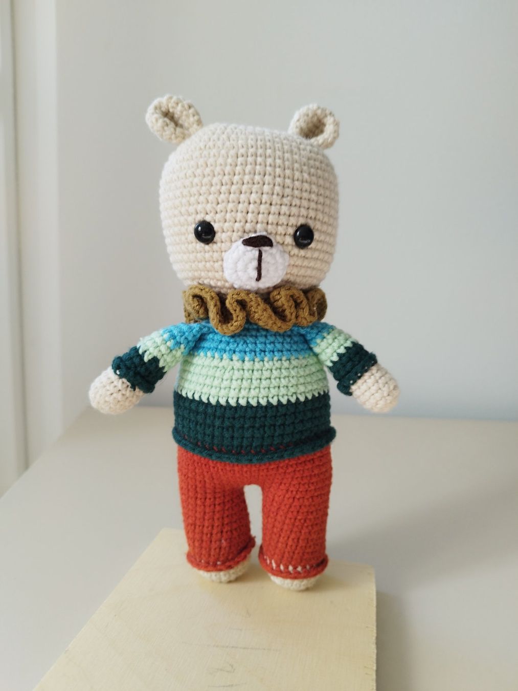 Giocattoli: Ours Crocheté Main - Cadeau Unique et Doux! 23 cm – Nuovo e nell'imballaggio originale da Arnex-sur-Orbe venduto da can_97vn