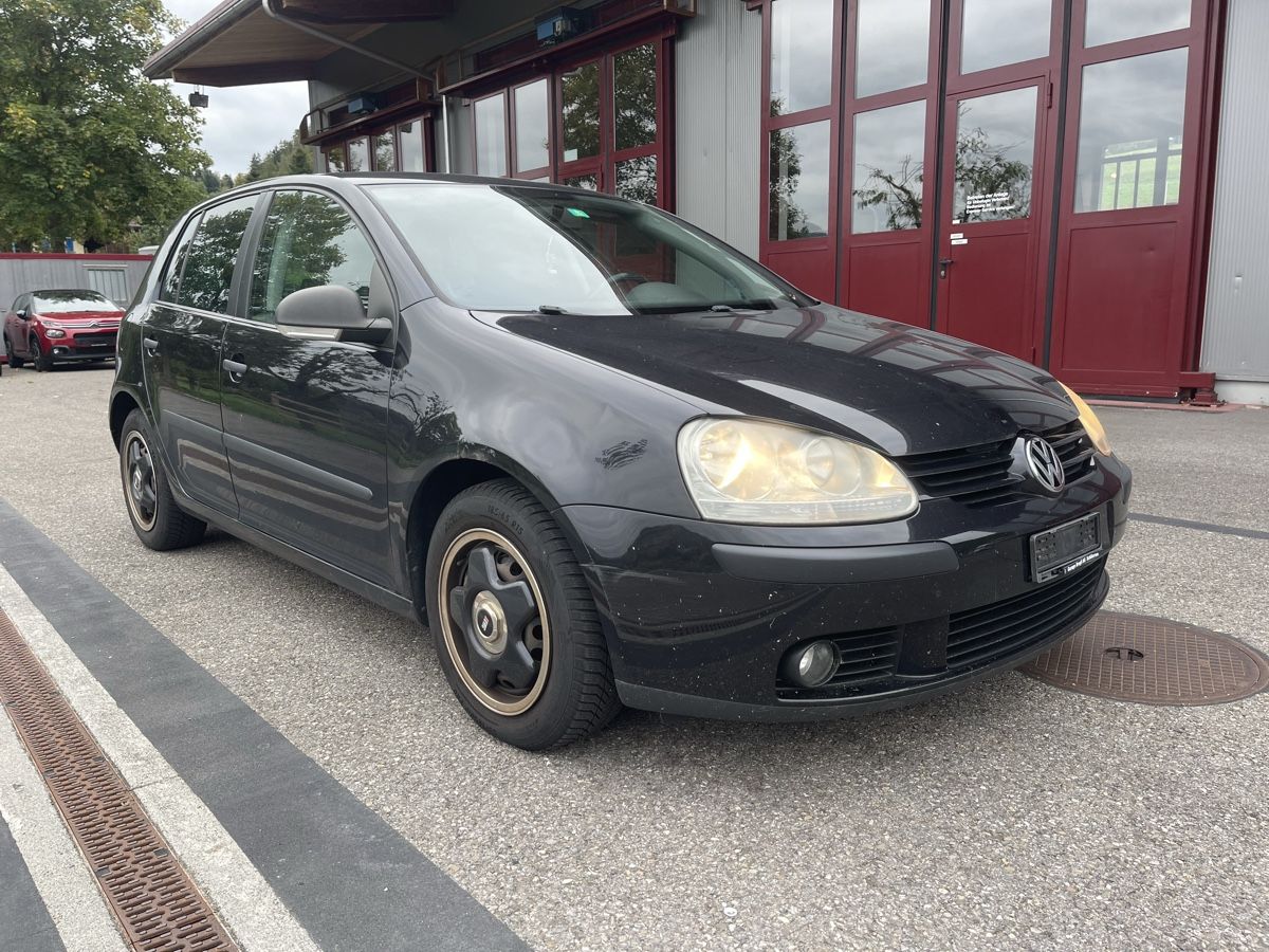 VW Autos: VW GOLF 1.6i – D'occasion à Spiez par bertula 1