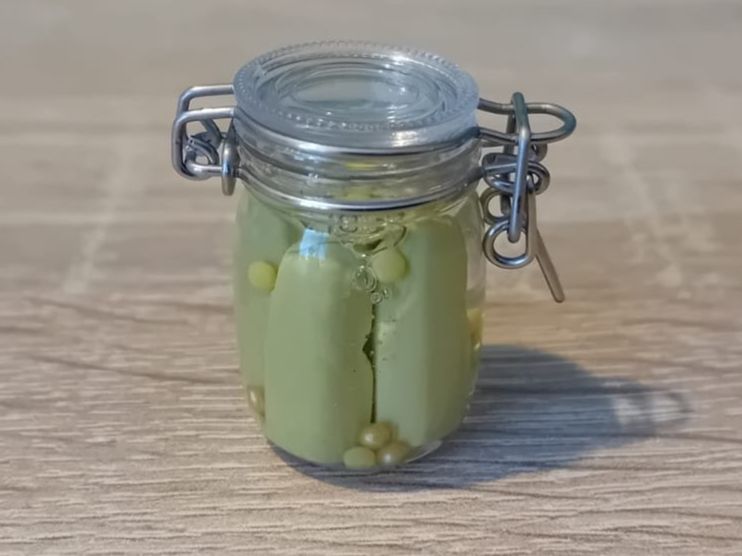 Case e mobili per bambole: Handmade Einmachglas Essiggurken – Nuovo (secondo la descrizione) da Zürich venduto da HandmadeTinyFood 2