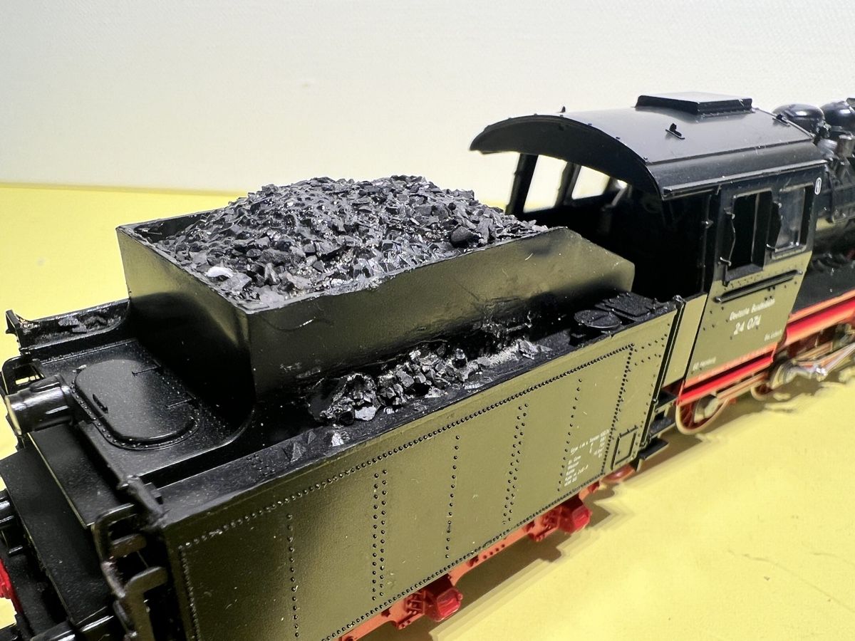 Fleischmann Trains électriques: Fleischmann BR24 Dampflok, 2.Wahl – Défectueux à Weinfelden par Kammerflimmern 5