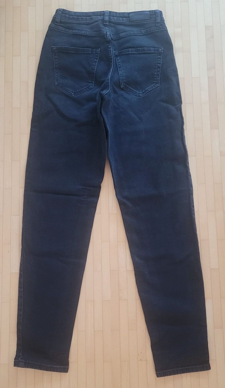 Pantaloni: Jeans von ONLY, schwarz, XS / 164 – Usato da Luzern venduto da ANG3 1