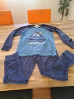 Flauschiges Pyjama Gr.152 zu verkaufen