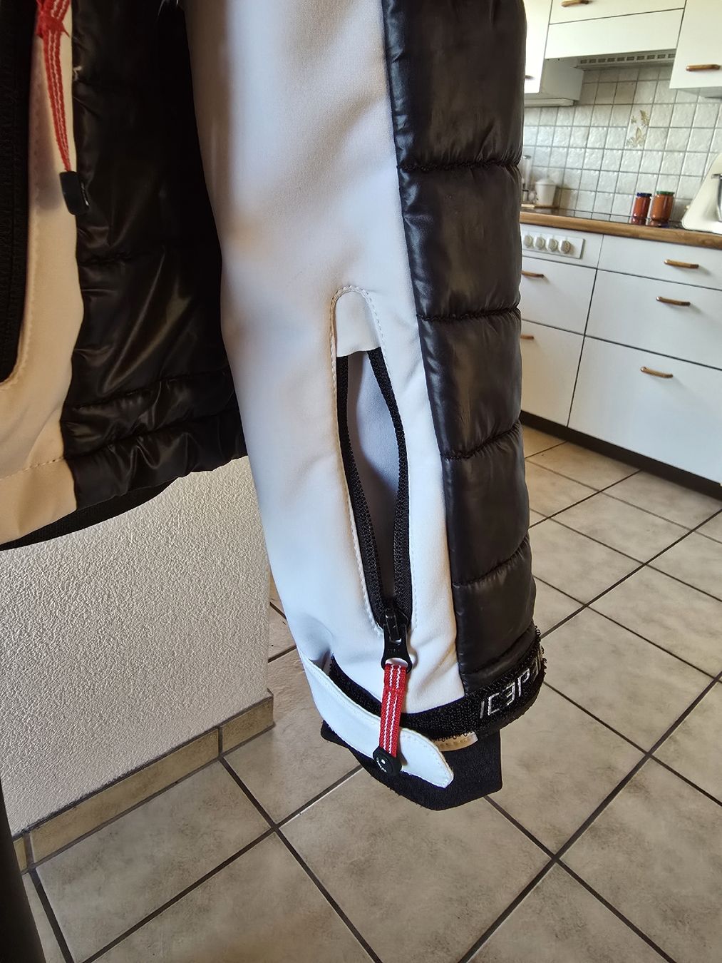 Icepeak Giacche: Skijacke Icepeak – Usato da Bad Zurzach venduto da bin-da 4