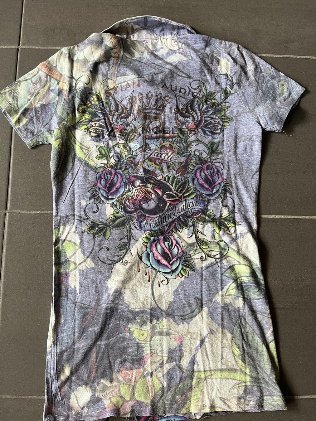T-shirt: Christian Audigier T-Shirt Grösse S – Usato da Bern venduto da mic_67rm 1