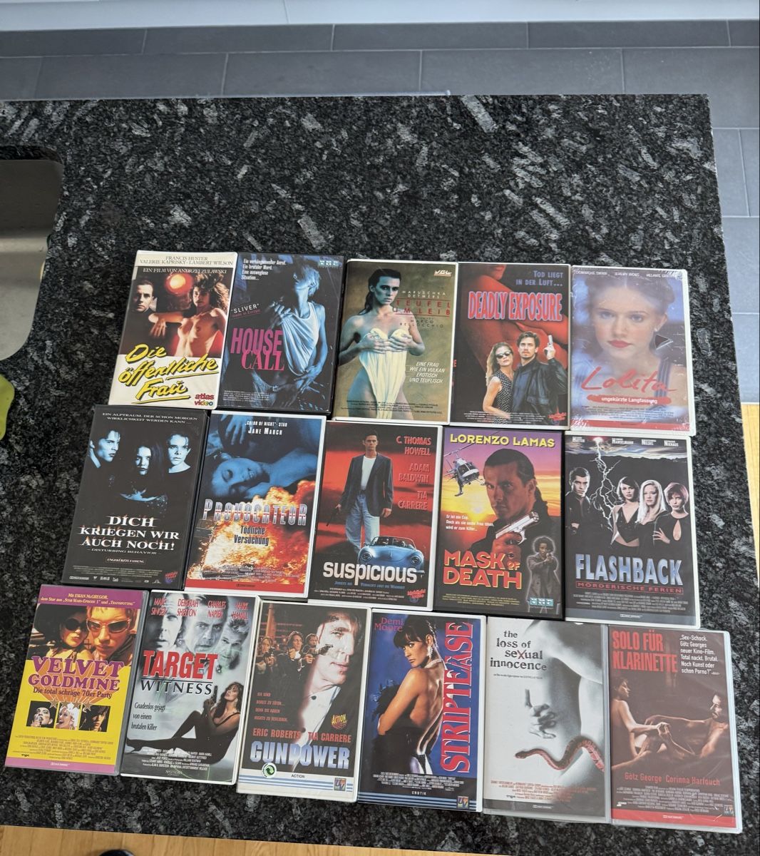 Tutti i VHS: VHS Kassetten – Nuovo (secondo la descrizione) da Zug venduto da mida03