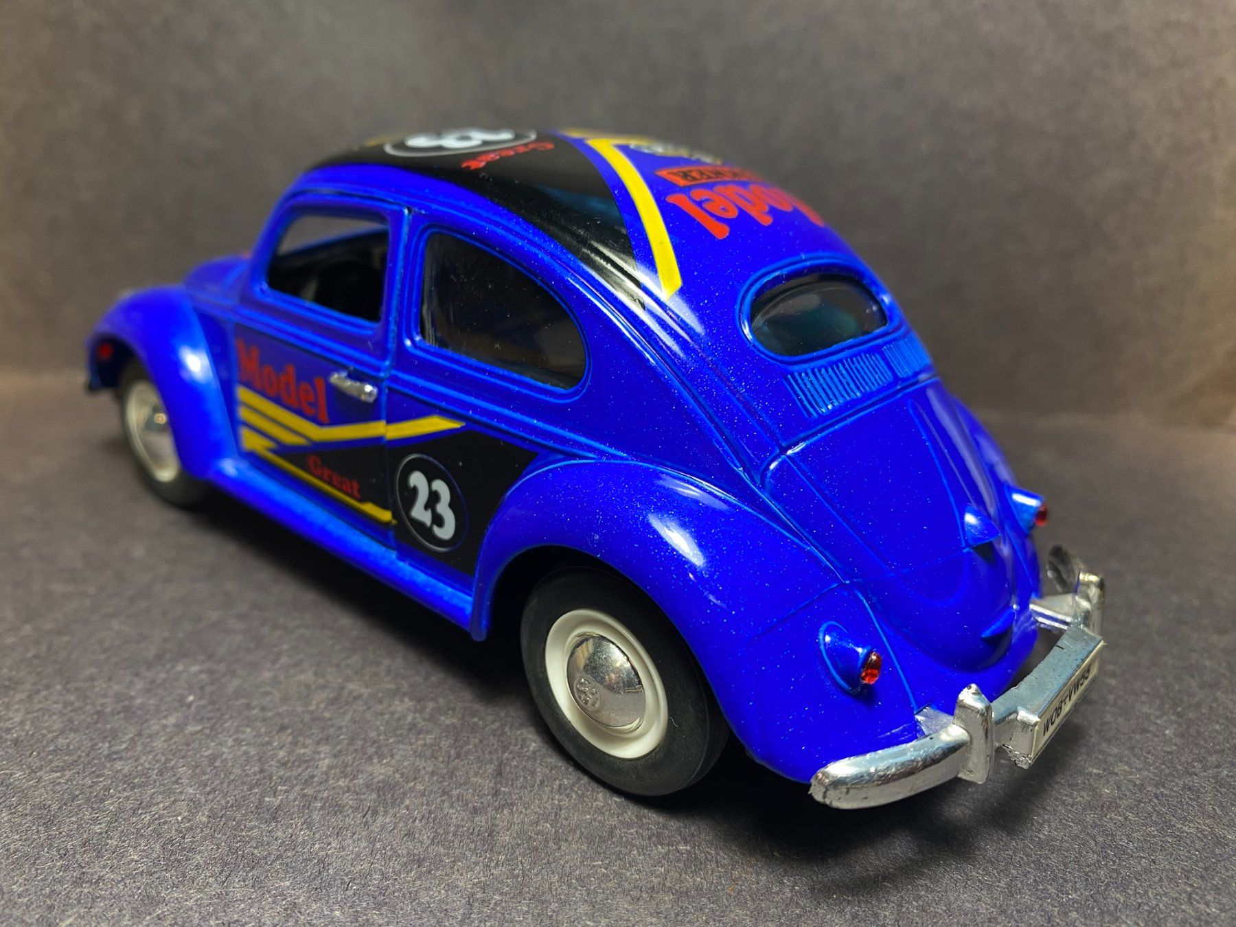 Volkswagen Modellini d'auto: VW Oval Käfer Runner 1:24 – Usato da Spiez venduto da Mlandcruiser 2