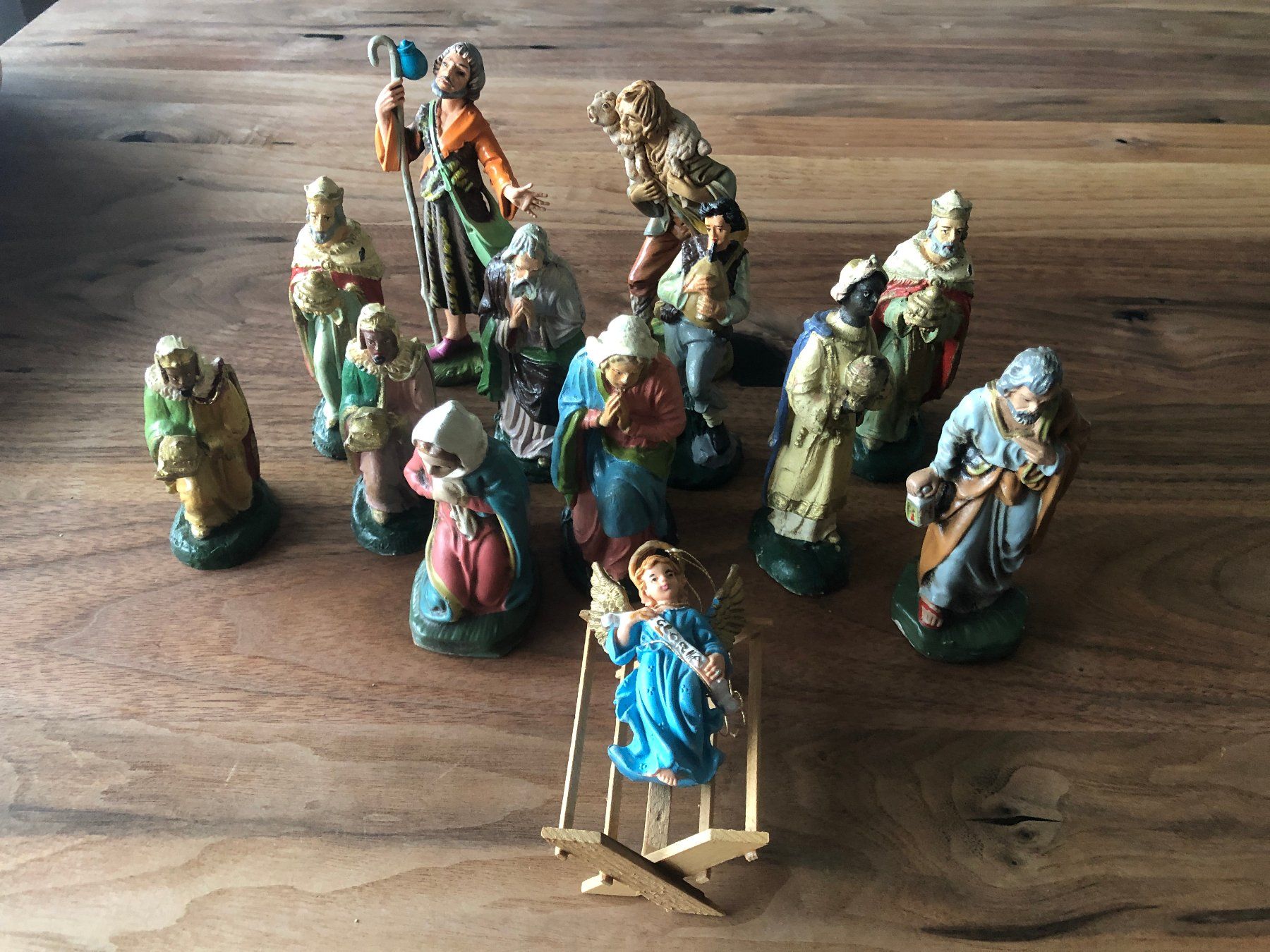 Figurines: Set alte Krippenfiguren – D'occasion à Schötz par Odpa