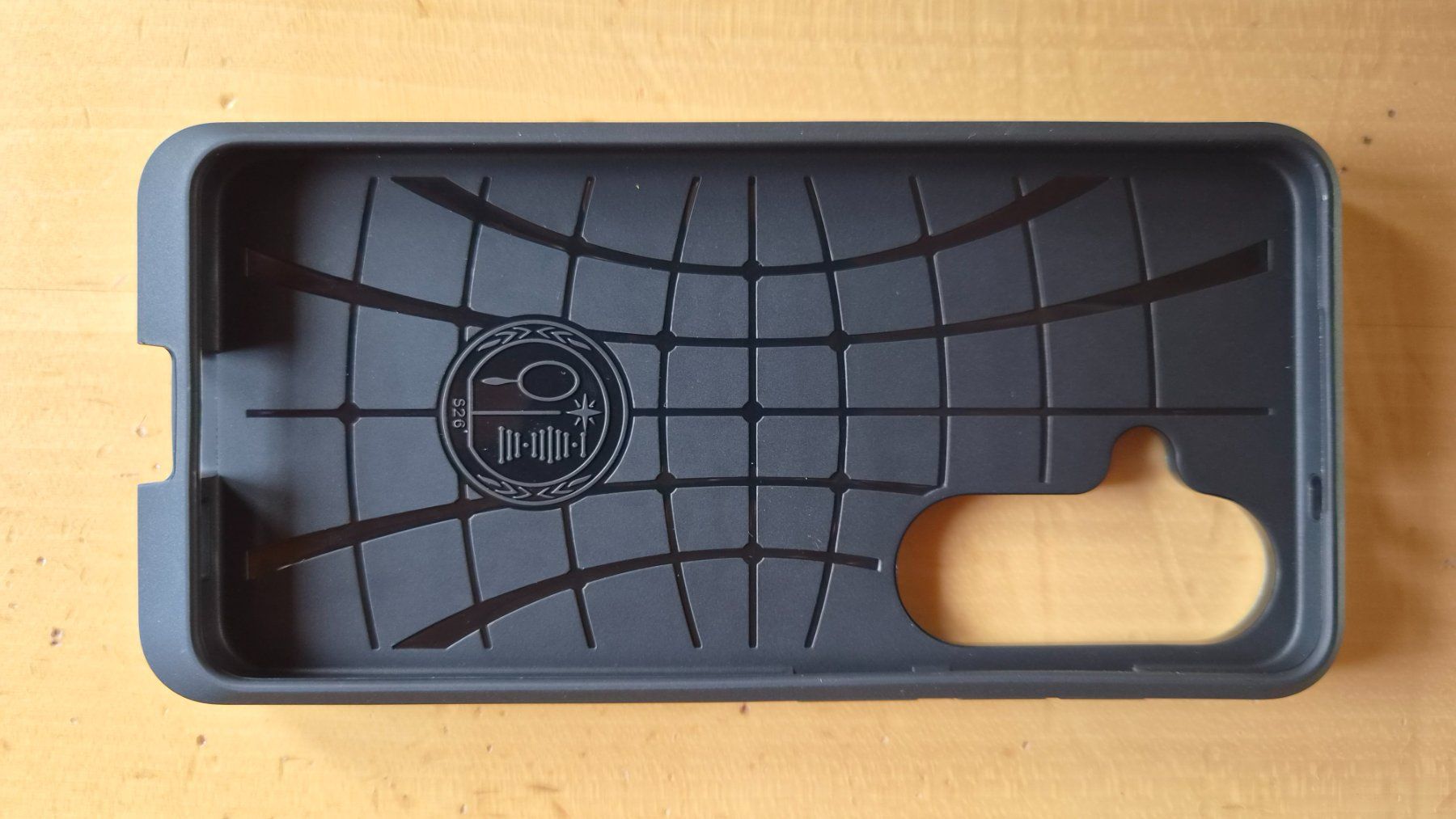 Samsung Cover & Protezioni schermo: Samsung Galaxy S26 Hülle, grau – Nuovo (secondo la descrizione) da Adliswil venduto da Hortulano 4
