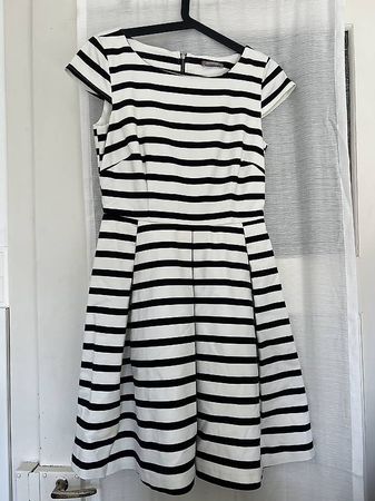 Festkleid schwarz weiss Gr. 36/38