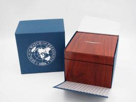 VULCAIN Uhrenbox aus Holz (26080172)