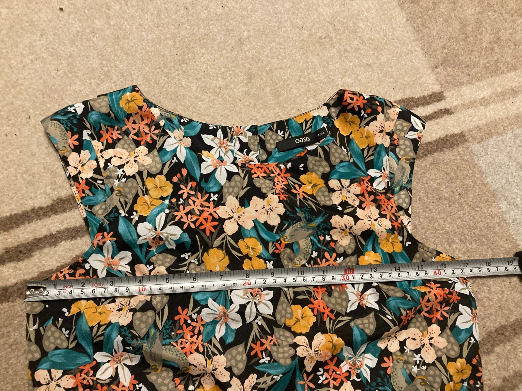 Top: Wunderschöne Frühlingsbluse mit Blumenmuster Größe 36/38 – Nuovo (secondo la descrizione) da Lausanne 26 venduto da anaxena