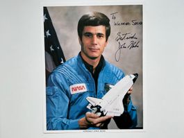 Weltraum OU John E. Blaha NASA OriginalPorträt 8*10 signiert