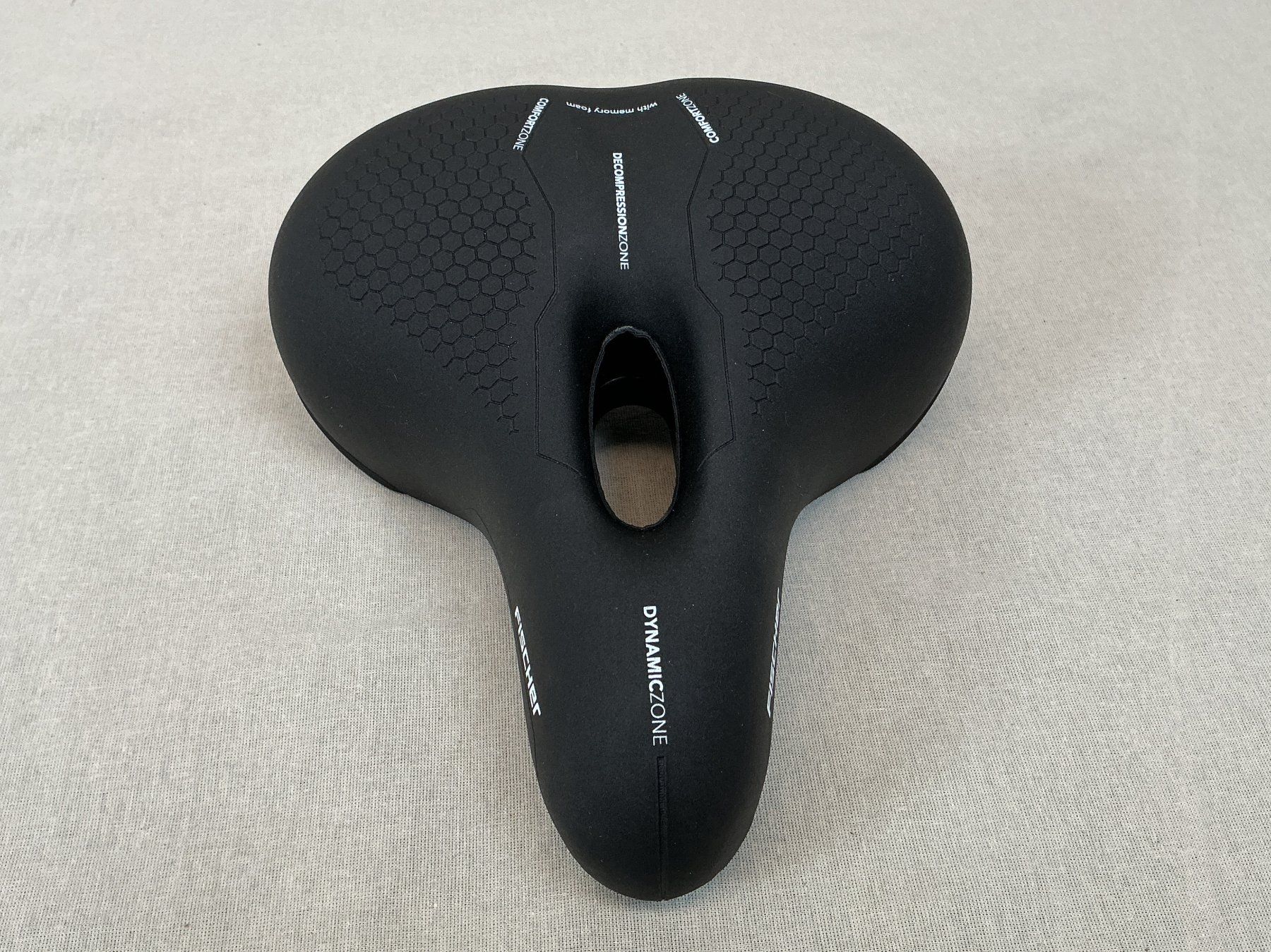 Fischer Pezzi di ricambio: FISCHER medi.Foam Super Soft Velo Sattel – Nuovo (secondo la descrizione) da Richterswil venduto da Restwert_Richterswil 3