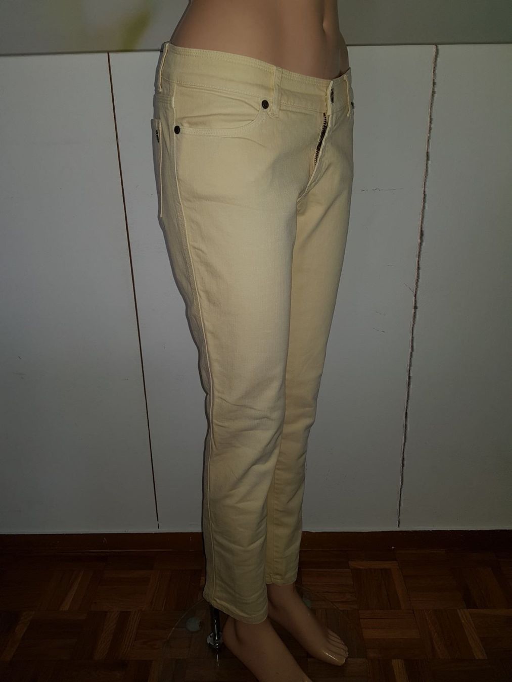 Bally Jeans: BALLY Jeans taille / Grosse 38 – Usato da Cossonay-ville venduto da Super-Price-Quality 2
