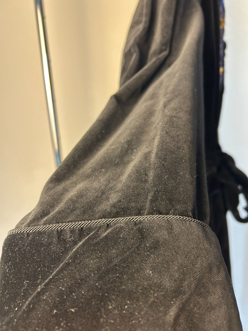 Hermès Bademäntel: Hermès Black Velvet Bathrobe – Gebraucht aus Bern von kurtikobolt74 2