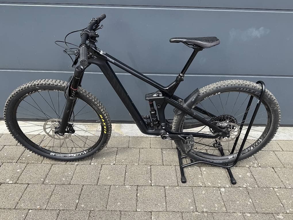 Canyon Velos: Mountainbike Fully Canyon Strive CF 7.0 – Gebraucht aus Egliswil von Raser76