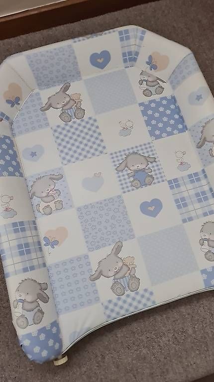 Wickeltisch & Zubehör: Cute universal changing board / Universal-Wickelaufsatz – Gebraucht aus Zürich von danielaportugal