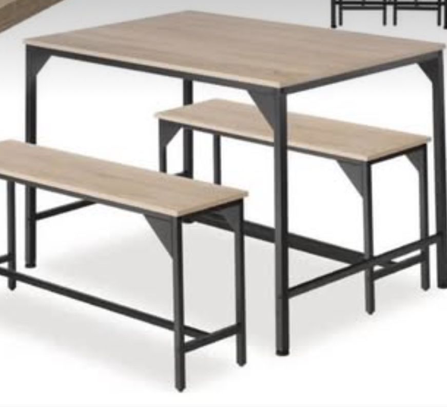 Tavoli: Modern Table! – Usato da Sierre venduto da ana_2lzm