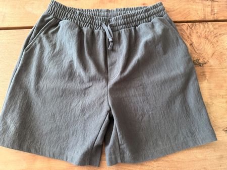 Shorts Zara grau Grösse L guter Zustand