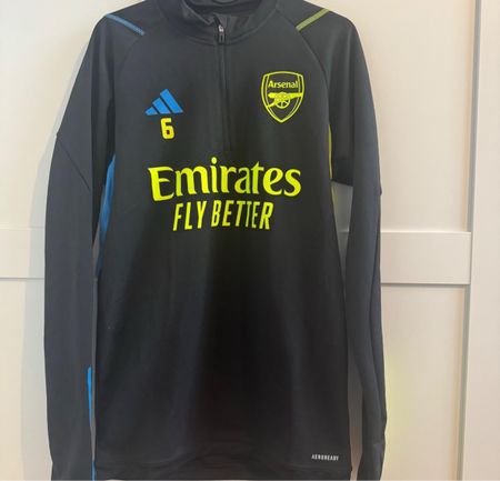 Arsenal 23/24 Training Shirt