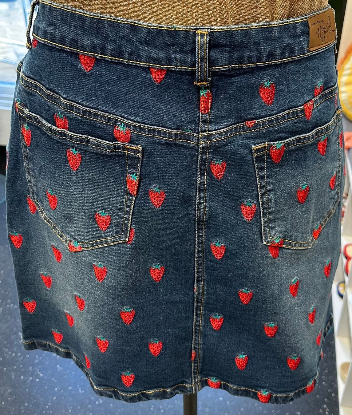 Röcke: NEU Minirock HellBunny, Strawberry Denim, Gr. L – Neu (gemäss Beschreibung) aus Urtenen-Schönbühl von isastyle 2