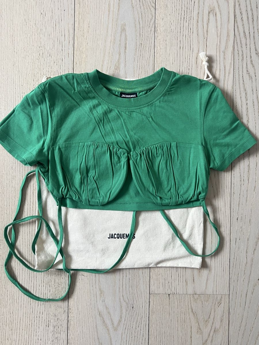 Jacquemus Tops: Jacquemus Green Crop Top, Size S, Summer Essential! – Gebraucht aus Dully von rev_l7jp