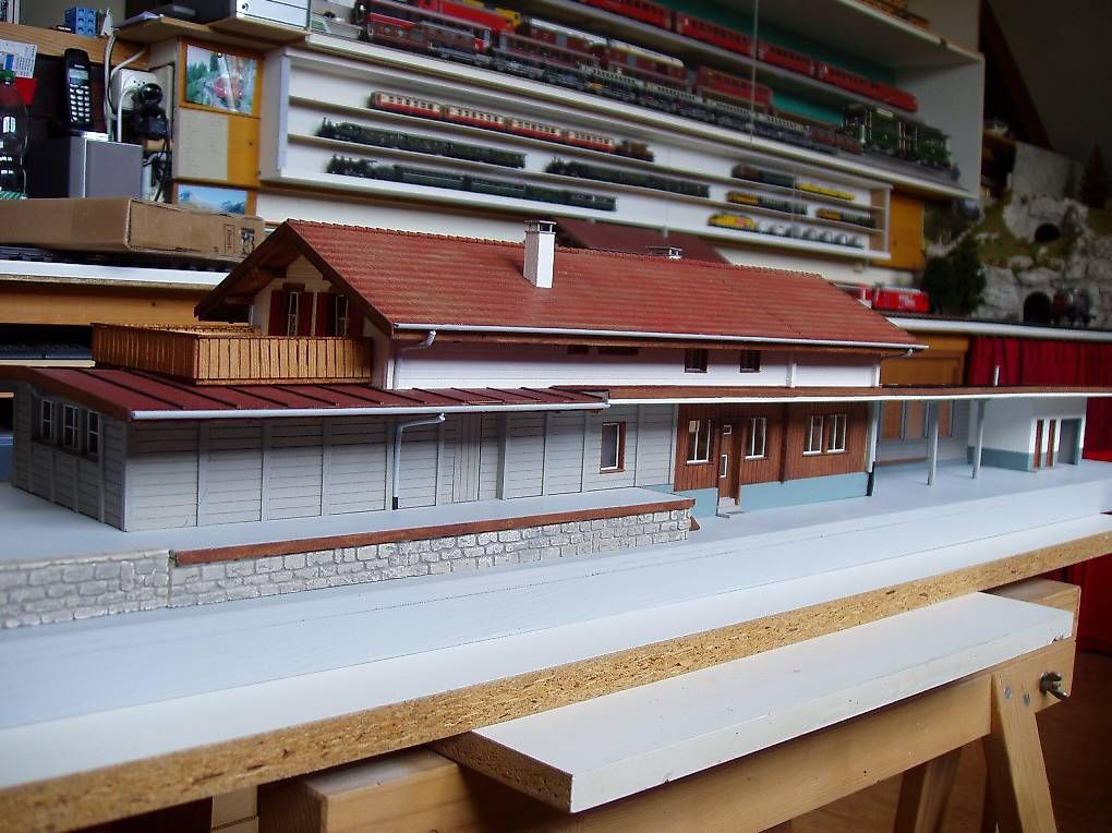 Modellini di ferrovie: RhB-Bahnhöfe Spur Om 1:45 – Nuovo (secondo la descrizione) da Laufen venduto da krokodil017