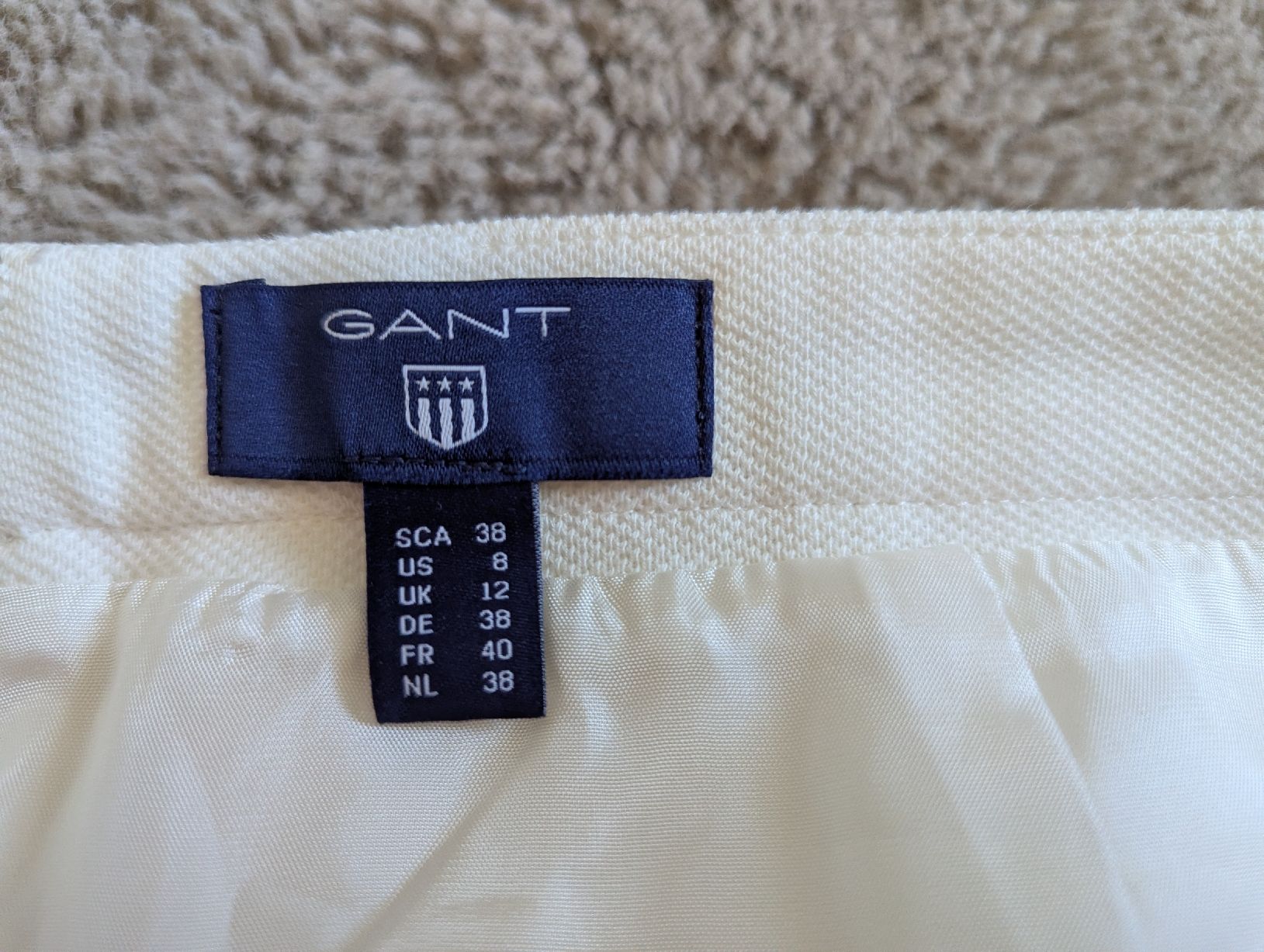 Gant Gonne: jupe Gant M – Usato da Montreux venduto da dem_gyt9 1